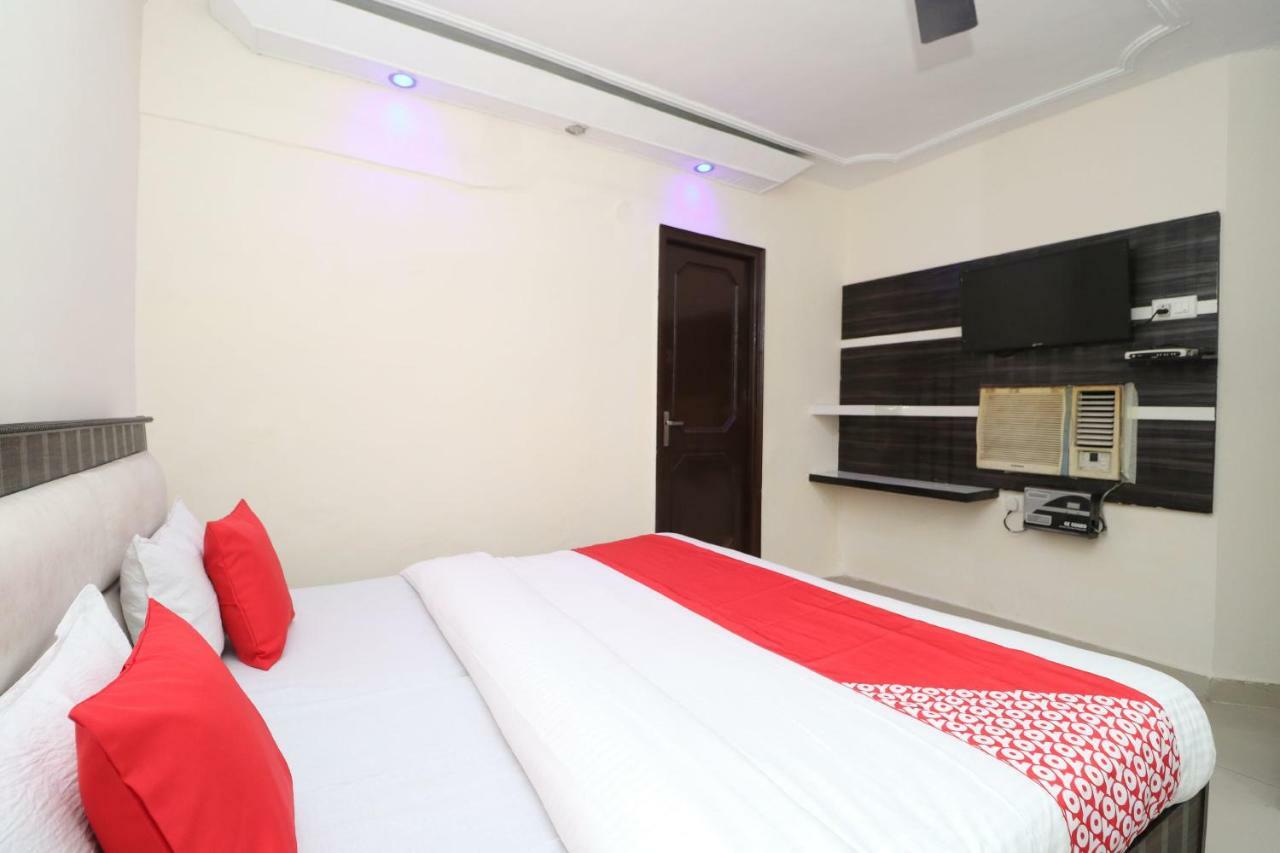 Oyo 37721 Hotel Kings Pathankot Ngoại thất bức ảnh