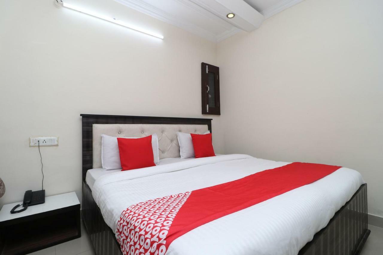 Oyo 37721 Hotel Kings Pathankot Ngoại thất bức ảnh