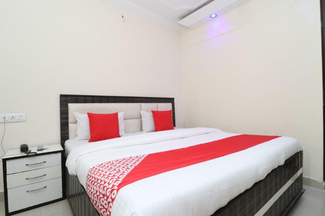 Oyo 37721 Hotel Kings Pathankot Ngoại thất bức ảnh