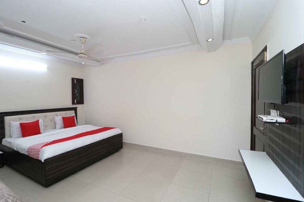 Oyo 37721 Hotel Kings Pathankot Ngoại thất bức ảnh
